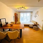 Lägenhet 53qm 2zimmer Helle Familiewhg Mit Garten Nahe Uni *