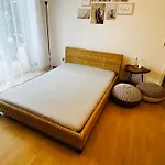 Lägenhet 53qm 2zimmer Helle Familiewhg Mit Garten Nahe Uni *