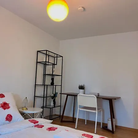 Apartman 53qm 2zimmer Helle Familiewhg Mit Garten Nahe Uni