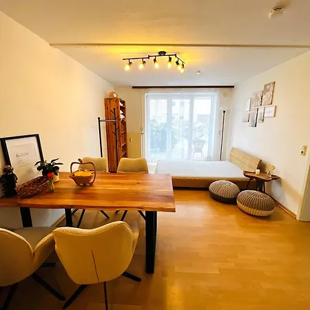 Daire 53qm 2zimmer Helle Familiewhg Mit Garten Nahe Uni *